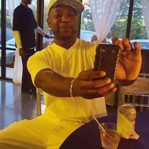 Meet your Posher, Travis